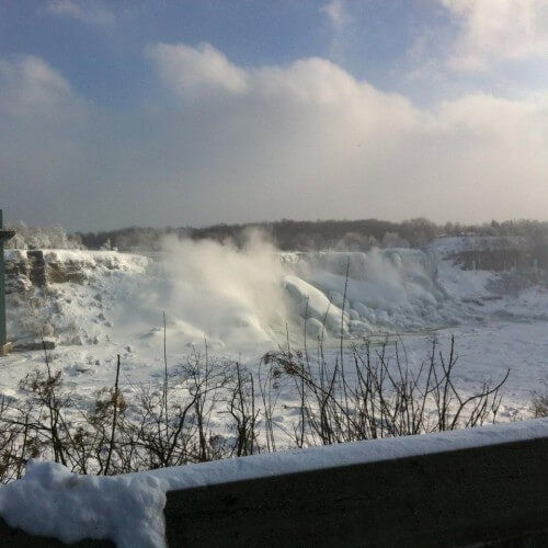 The frozen Niagara Falls, February 2014. Photo: from the Facebook page of Prof. Yitzhak Ben Israel