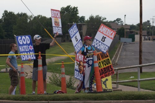 Demonstration near a synagogue in Oklahoma City, 2009. Photo: Samuel Perry / Shutterstock.com