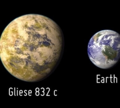 איור אמן של כוכב הלכת החדש  Gleise 832 c  וכדור הארץ. איור PHL, אוניברסיטת פורטו ריקו, ארסיבו