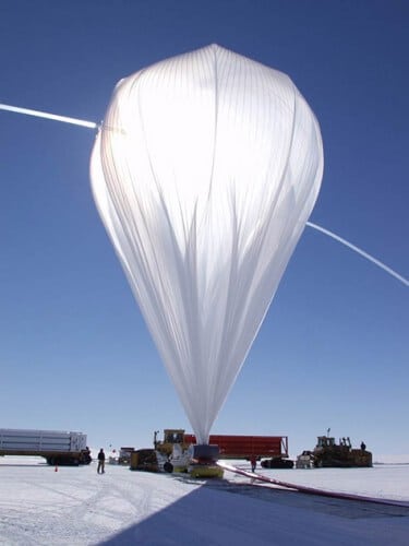 A NASA hot air balloon carrying a telescope for detecting black holes called X-Calibur. Photo: NASA/University of Washington