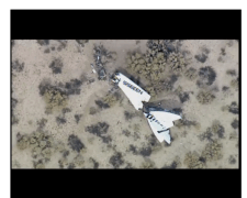 שברי החללית ספייסשיפ 2 שהתרסקה בטיסת ניסוי במדבר מוחאבי, 31 באוקטובר 2014. מתוך טוויטר