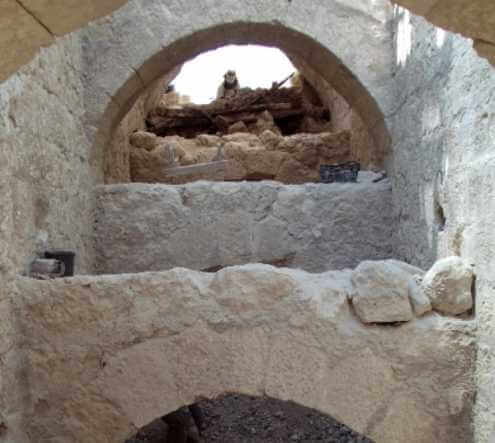 מערך הכניסה לארמון הורדוס בהרודיון. צילום: האוניברסיטה העברית