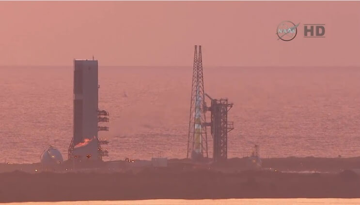 אוריון על כן השיגור סמוך לשעה 07:00 שעון החוף המזרחי, 14:00 שעון ישראל ב-4 בדצמבר 2014. צילום מסך מתוך הטלוויזיה של נאס"א
