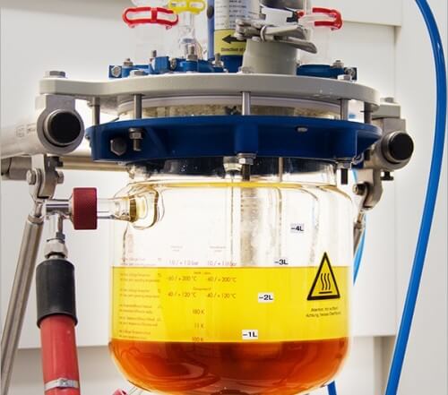 Raw biodiesel contains significant amounts of glycerol (the dark layer at the bottom). [Image courtesy: Bo Cheng / ETH Zurich]