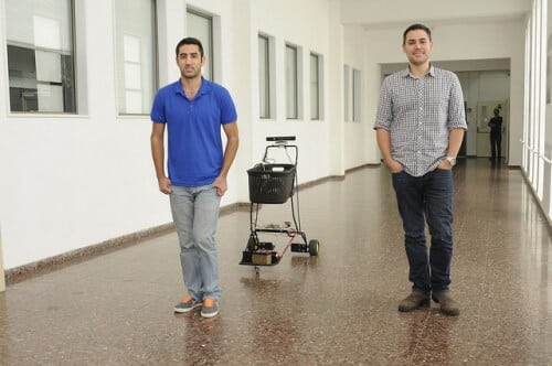 The students Ohad Rosnak and Omari Elimelech with the following cart. Photo: Sharon Tzur, Technion Spokesperson