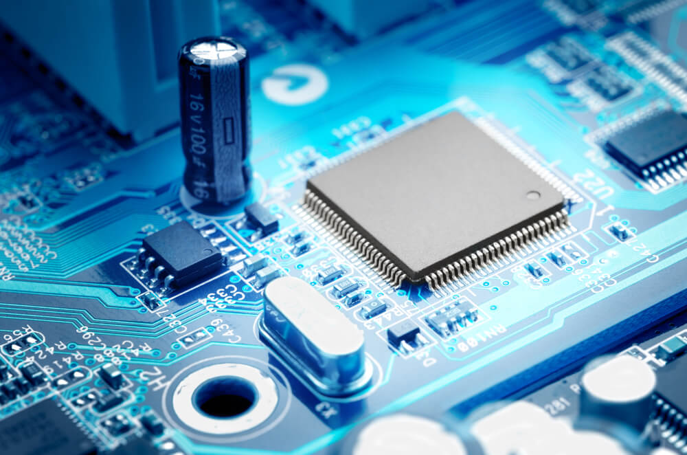 An electric circuit and a computer processor. Photo: shutterstock