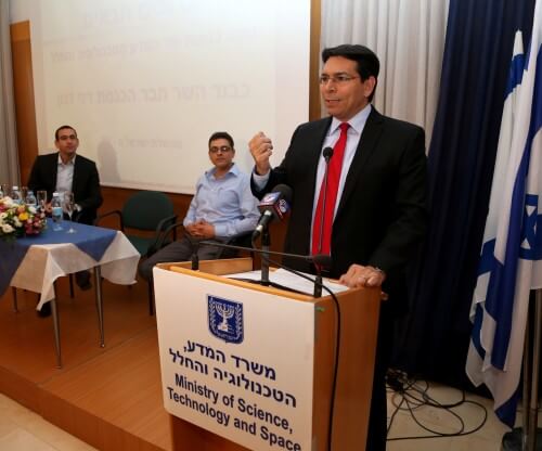 Minister of Science, Technology and Space Danny Danon upon taking office, 17/5/2015. Photo - Spokesperson of the Ministry