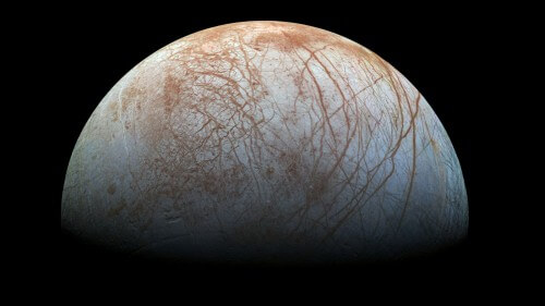 The fascinating surface of the icy fair moon Europa, in a color reworking of images taken by the Galileo spacecraft in the XNUMXs. The image shows the surface of the moon in a higher resolution. Credits: NASA / JPL-Caltech / SETI Institute