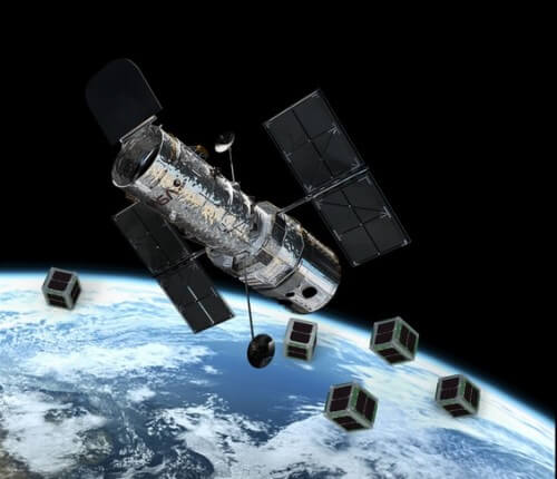 לווייני קיובסאט בהדפסה בתלת ממד המסייעים בתחזוקת טלסקופ חלל. איור: סטרטסיס