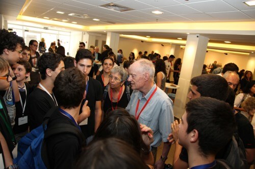 זוכה פרס  וולף במתמטיקה לשנת 2015, פרופסור ג'יימס ארתור במפגש עם תלמידים