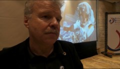 האסטרונאוט ריינולד אוולד בכנס ה-IAC בירושלים, 16/10/15. צילום: אבי בליזובסקי