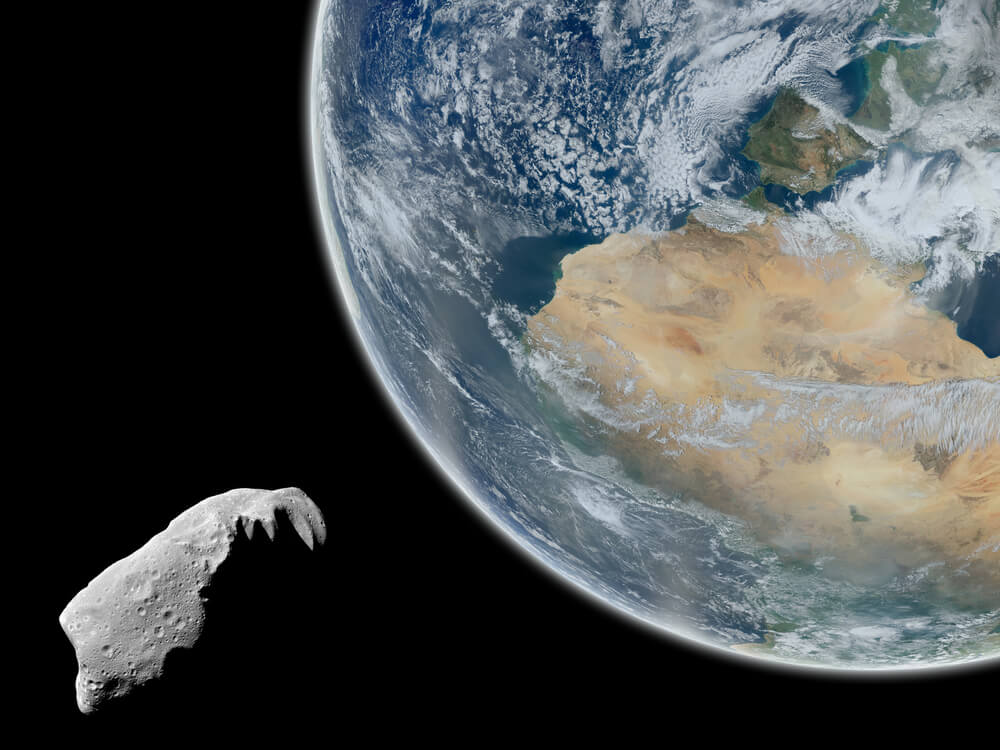 אסטרואיד גדול בקרבת כדור הארץ. תמונת המחשה: shutterstock