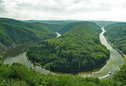 قوس نهر سار، ألمانيا. الصورة: شترستوك