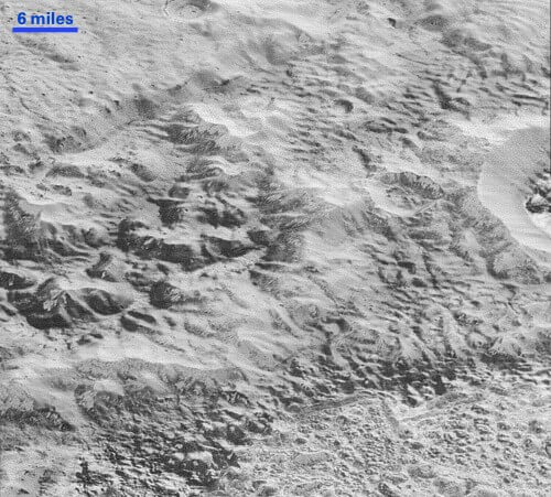 "الأراضي الوعرة" - المناطق ذات المنحدرات الشديدة على بلوتو. الصورة: مركبة الفضاء نيو هورايزنز التابعة لناسا
