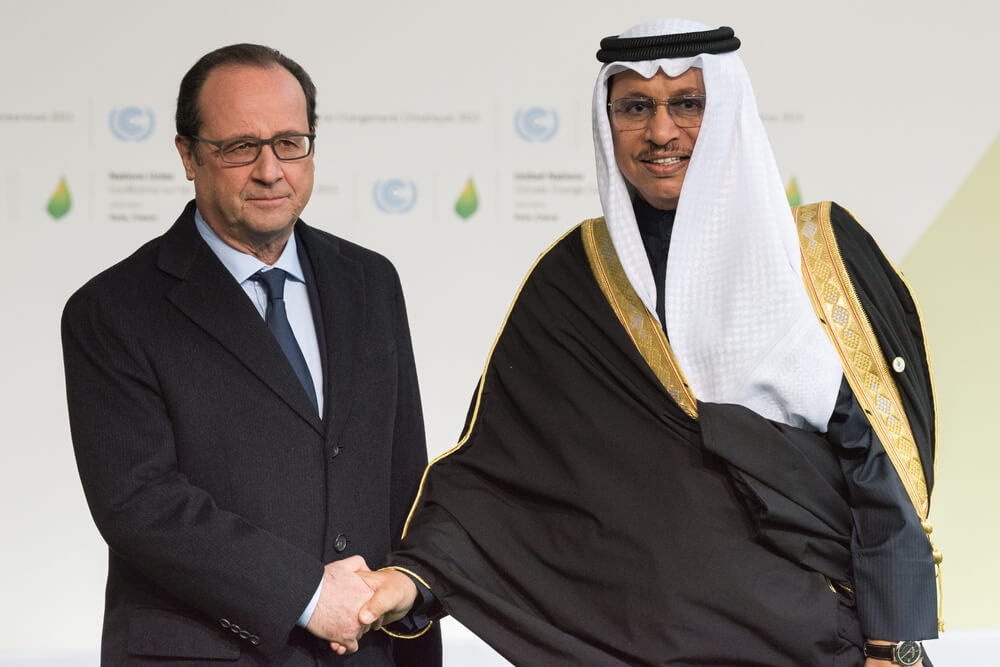 נשיא צרפת פרנסואה הולנד ביחד עם ראש ממשלת כוויית שייח' ג'אבר אל מובארק אל סאבן בועידת האקלים בפריז