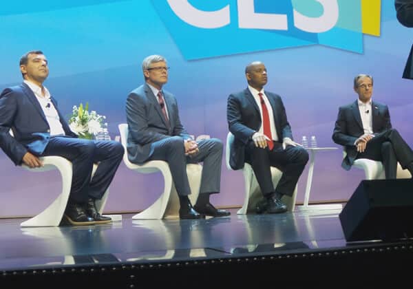 From the right: Volkmar Danner, CEO of Bush; Anthony Foxx, US Secretary of Transportation; Steven Mollenkopf, CEO of Qualcomm; and Prof. Amnon Shashua, founder, chairman and CTO of Mobileye. Photo: Avi Blizovsky