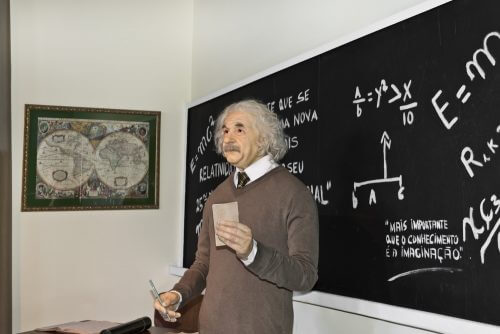 בובת שעווה של איינשטיין. צילום: shutterstock