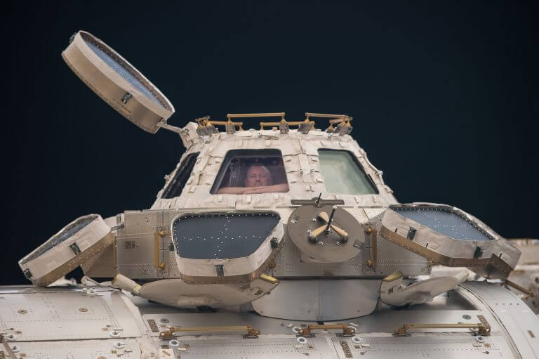 יחידת התצפית של תחנת החלל הבינלאומית המכונה "קופולה". מקור: נאס"א.