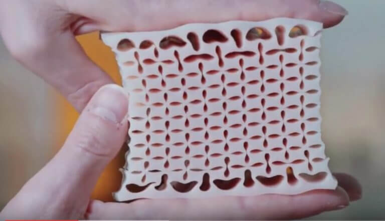 A metamaterial developed by researchers from Tel Aviv University and the Netherlands. Screenshot from the researchers' video