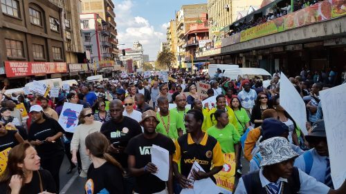 مسيرة احتجاجية ضد كراهية الأجانب، جنوب أفريقيا، أبريل 2015. الصورة: من ويكيبيديا