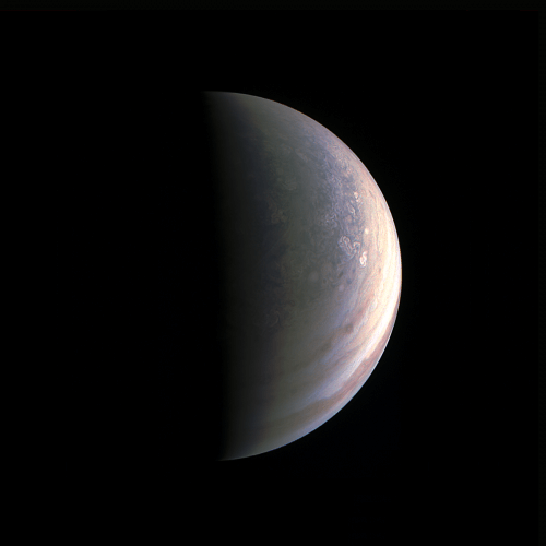 The north pole of Jupiter as imaged by Juno on August 27, 2016 at a distance of 195,000 km from the planet, two hours before Jupiter's closest point during its orbit around it. Source: NASA.