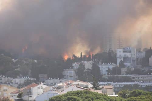 A fire in Haifa. Photo: David King, flickr