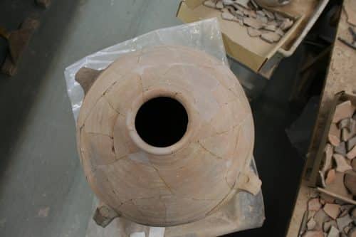 A "Yehud" jug from Ramat Rachel with seal impressions on two handles. Photo: Oded Lifshitz.