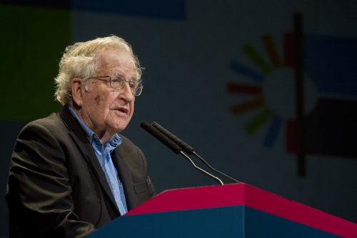 Noam Chomsky, 2015. Source: Ministerio de Cultura de la Nación Argentina.