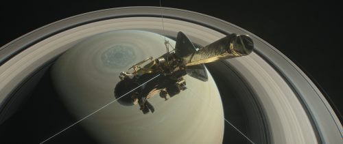 הדמייה של קאסיני במהלך הצלילה בין שבתאי וטבעותיו. מקור: NASA/JPL-Caltech.