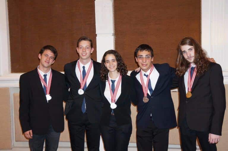 The physics team, with the medals, in Indonesia. Photo: Nitzan Artzi, courtesy of the Ministry of Education.