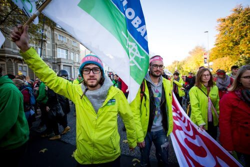 הפגנה בסמוך לכנס שינוי האקלים בבון, 9 בנובמבר 2017. צילום: Jörg Farys / BUND.