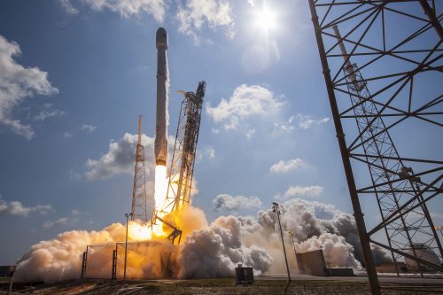 Falcon 9 launch in a previous mission in June 2016. Source: SpaceX.