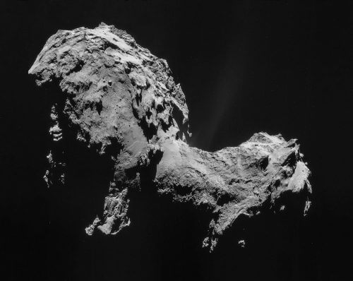 גלעין השביט 67P צ'וריומוב-גאראסימנקו. צילום: ESA/Rosetta/NAVCAM.