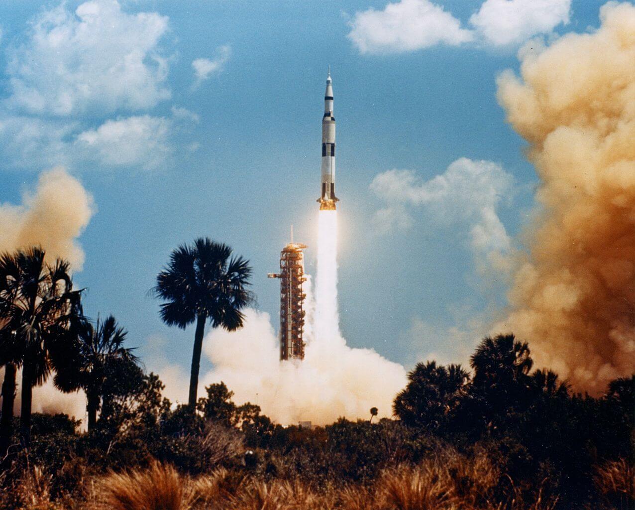 Ap16-KSC-72PC-173HR - Hayadan - Science and Reason