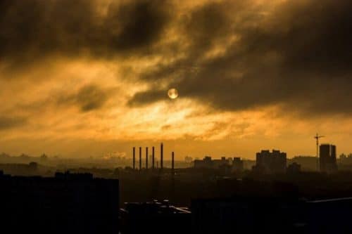 Air Pollution. Photo: anton rusetsky, unsplash.