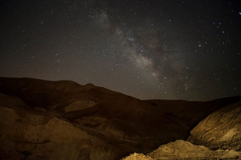 Meteor shower in the small crater (photo: Meschit Golan)