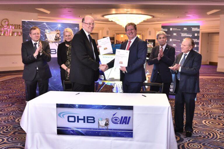 The signing ceremony, from right to left, Maurice Kahn, President of SpaceIL, Avi Blasberger, Head of the Israel Space Agency, Ofer Doron, Director of the Space Plant at Israel Aerospace Industries, Dr. Marco Fucus, CEO of OHB, Prof. Pascal Ehrenhofn, Chairman of the German Space Agency, Johann Dietrich Warner head of the European Space Agency. Photo by Alex Polo.