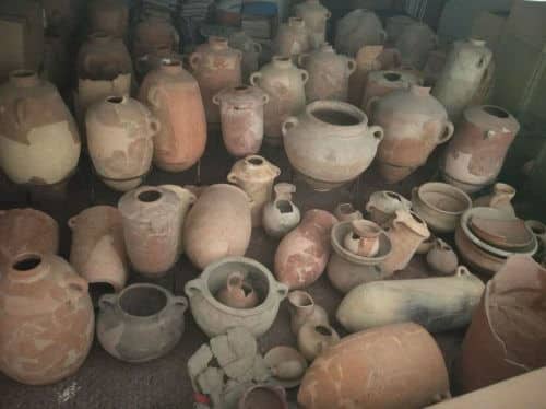 Artifacts from the First Temple period discovered at Tel Shekmona. Photo: Haifa University