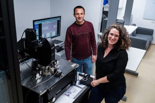 Dr. Shahar Kutinsky (left) with doctoral student Tsefnat Greenberg-Toledo. Photo: Nitzan Zohar, Technion spokesperson