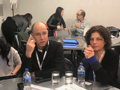 מימין, ד"ר רנית אהרונוב וד"ר נעם סלונים, ממרכז הפיתוח של IBM בחיפה, במהלך מפגש עם עיתונאים בכנס THIINK 2019 בסן פרנסיסקו. צילום: אבי בליזובסקי