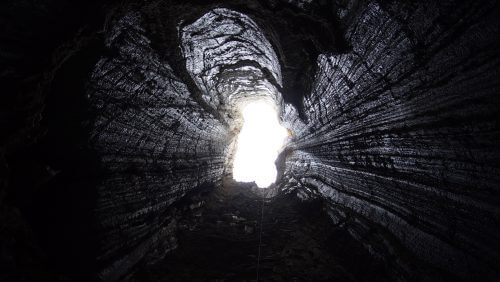 مغارة ملحم أطول مغارة ملحية في العالم. تصوير أنطون تسيكيشيف