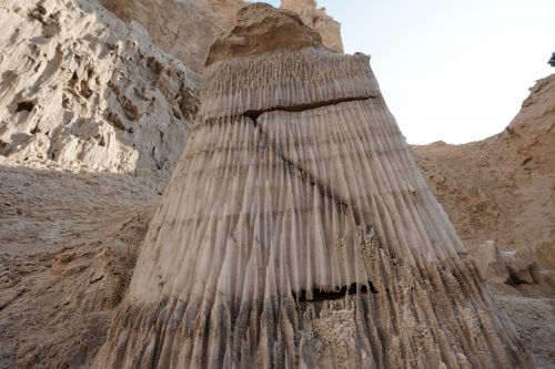 مغارة ملحم أطول مغارة ملحية في العالم. تصوير رسلان باول