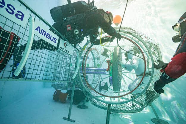 Underwater test of a possible sample of the ESPRIT airlock. Photo: Benjamin Schultz, for the European Space Agency