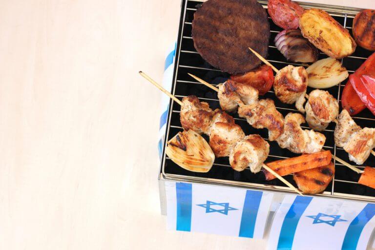 Barbecue on Independence Day. Photo: shutterstock