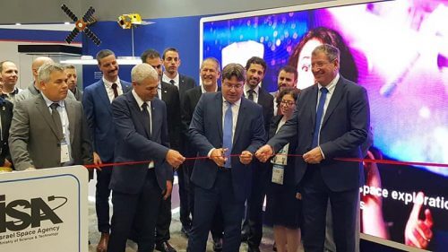 חנוכת הביתן הישראלי בתערוכת איגוד האסטרנאוטיקה העולמי (IAC) בוושינגטון, אוקטובר 2019. צילום יח"צ, משרד המדע