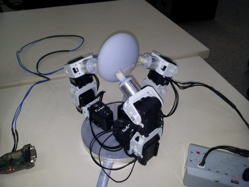זרוע רובוטית בעלת יכולות הרמה מגוונות, שפותחה באוניברסיטת בן גוריון. צילום יחצ