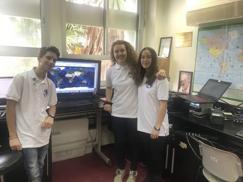 From right to left - Gal Levin, Hila Rivlov and Yotam Rabin at the ground station of the Dokifat 3 satellite at the Science Center in Herzliya. Photo: Avi Blizovsky