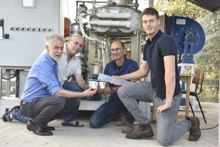 From right to left: Liron Huber, Ilan Katz, Prof. Eran Friedler and Prof. David Brodai next to the system they developed that produces water from the air. Photo: Technion spokespeople