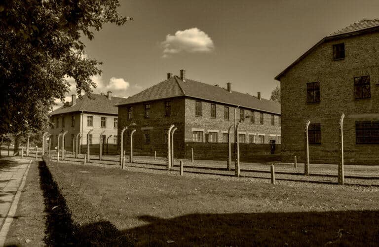 צריפים במחנה הריכוז אושוויץ. צילום: shutterstock