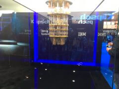 הדגמת מחשב קוונטי של IBM, בכנס CES 2019. צילום: אבי בליזובסקי
